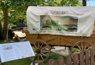 Covered wagon in Bad-Sülze - Alte Salzstrasse // © M. Hagemann Covered wagon in Bad-Sülze - Alte Salzstrasse // © M. Hagemann
