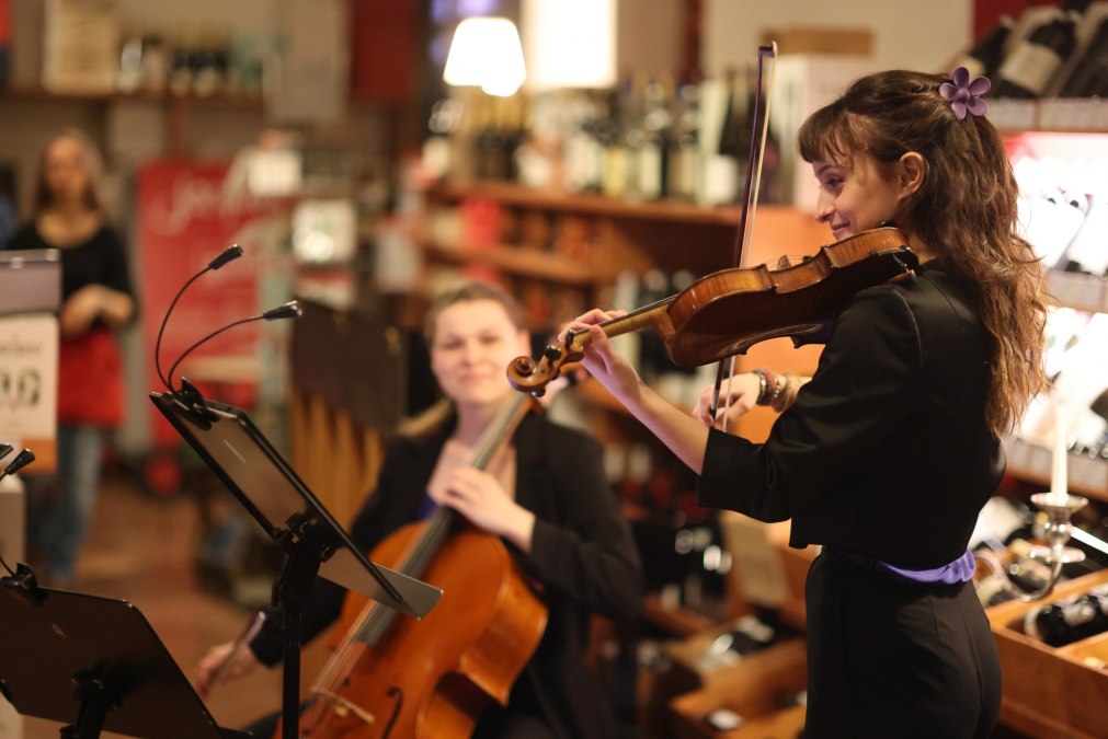 Theater art in Rostock restaurants, &copy; Rostock Marketing/D. Gohlke
