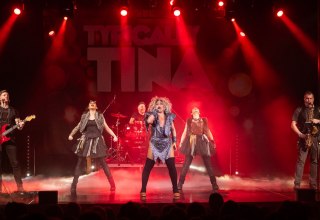 &copy; TypicallyTINA