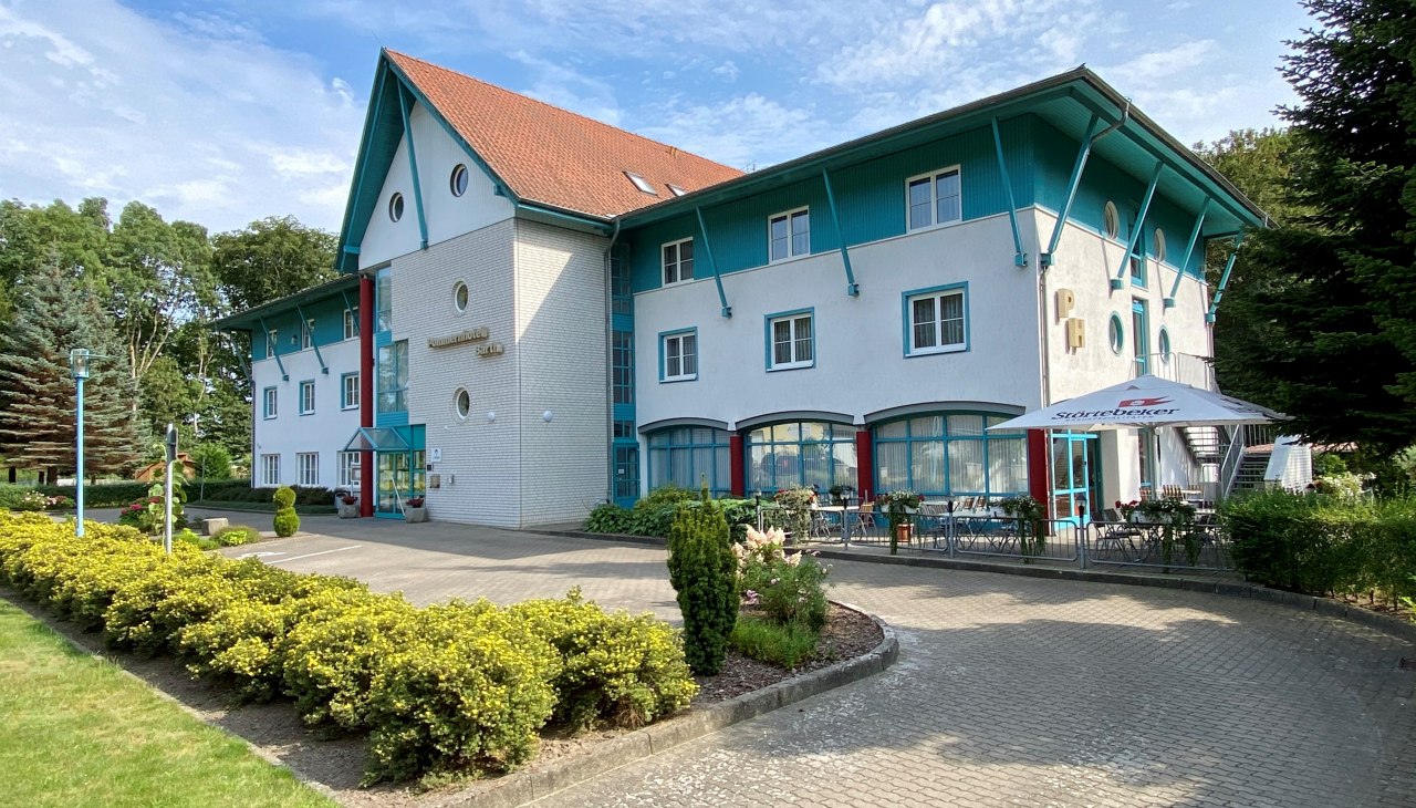 Widok z zewnątrz, &copy; Pommernhotel