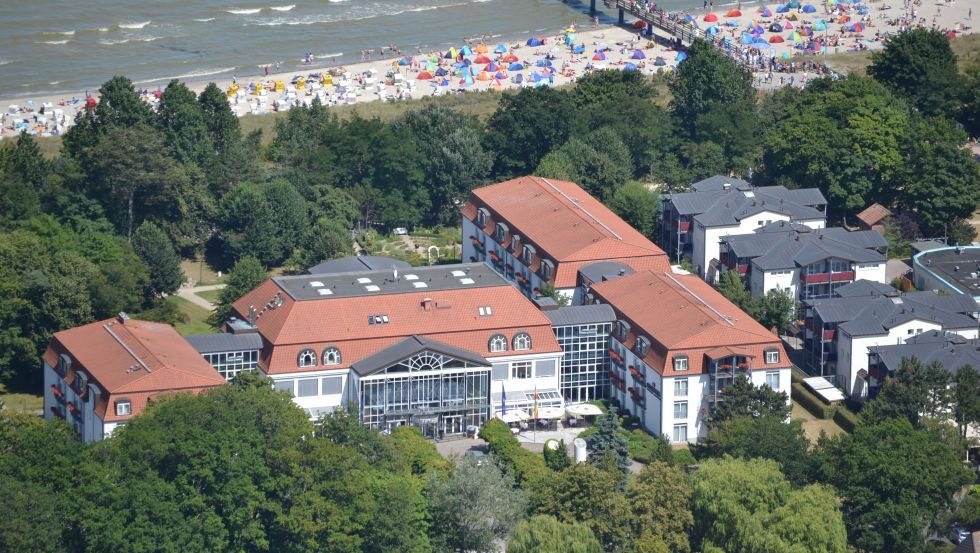 Widok z lotu ptaka na Seehotel Gro&szlig;herzog von Mecklenburg, &copy; Seehotel Gro&szlig;herzog von Mecklenburg