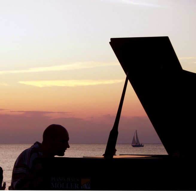 © Gerlach-Sunset-1B.jpg © Gerlach-Sunset-1B.jpg