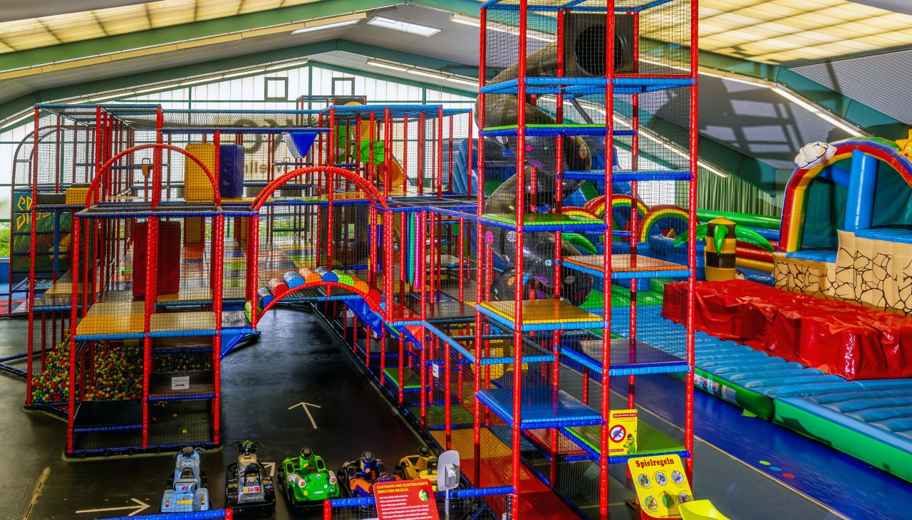 Bouncy castles, ball pool, karts and more, © Antje Viergutz