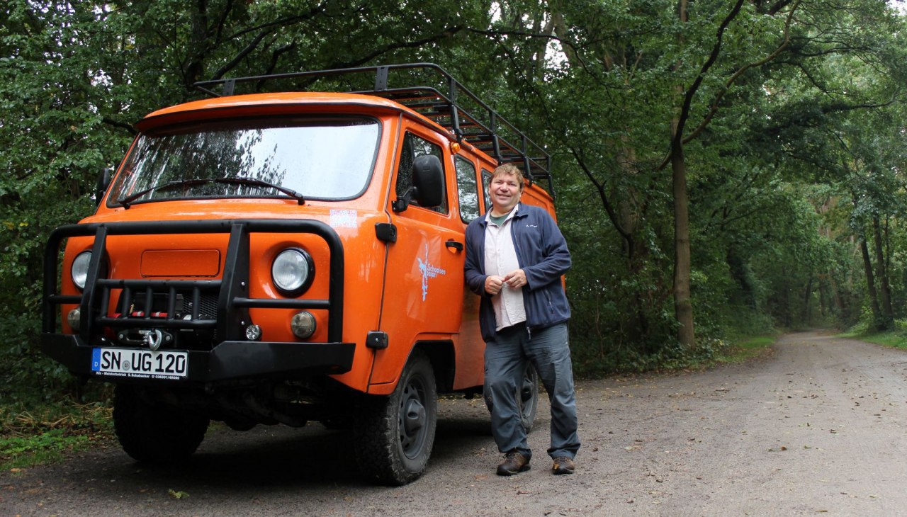 Schaalsee-Safari, Andreas Ermisch ze swoją Buchanką, © Amelie Uding Schaalsee-Safari, Andreas Ermisch ze swoją Buchanką, © Amelie Uding