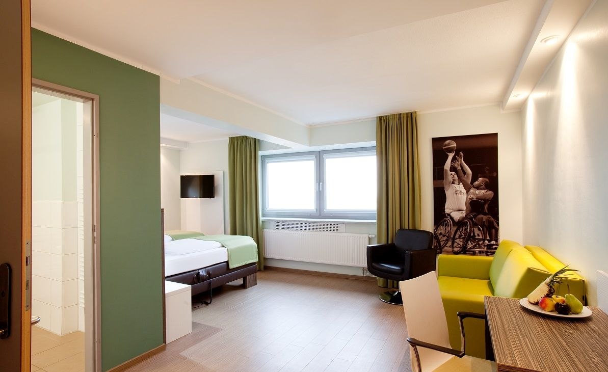 Accessible room in Hotel Sportforum, © Hotel Sportforum Accessible room in Hotel Sportforum, © Hotel Sportforum
