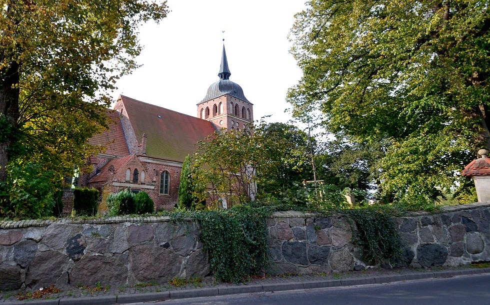 Sint-Catharinakerk in Trent op het eiland Rügen, © Tourismuszentrale Rügen