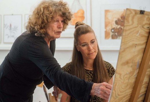 Drawing course in Nana Gabriele's studio on the Fischland-Darß-Zingst peninsula, © TMV/Petermann Drawing course in Nana Gabriele's studio on the Fischland-Darß-Zingst peninsula