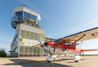 Loty widokowe nad Meklemburgią-Pomorzem Przednim // © Erlebnis-Welten Mecklenburg-Vorpommern Loty widokowe nad Meklemburgią-Pomorzem Przednim // © Erlebnis-Welten Mecklenburg-Vorpommern