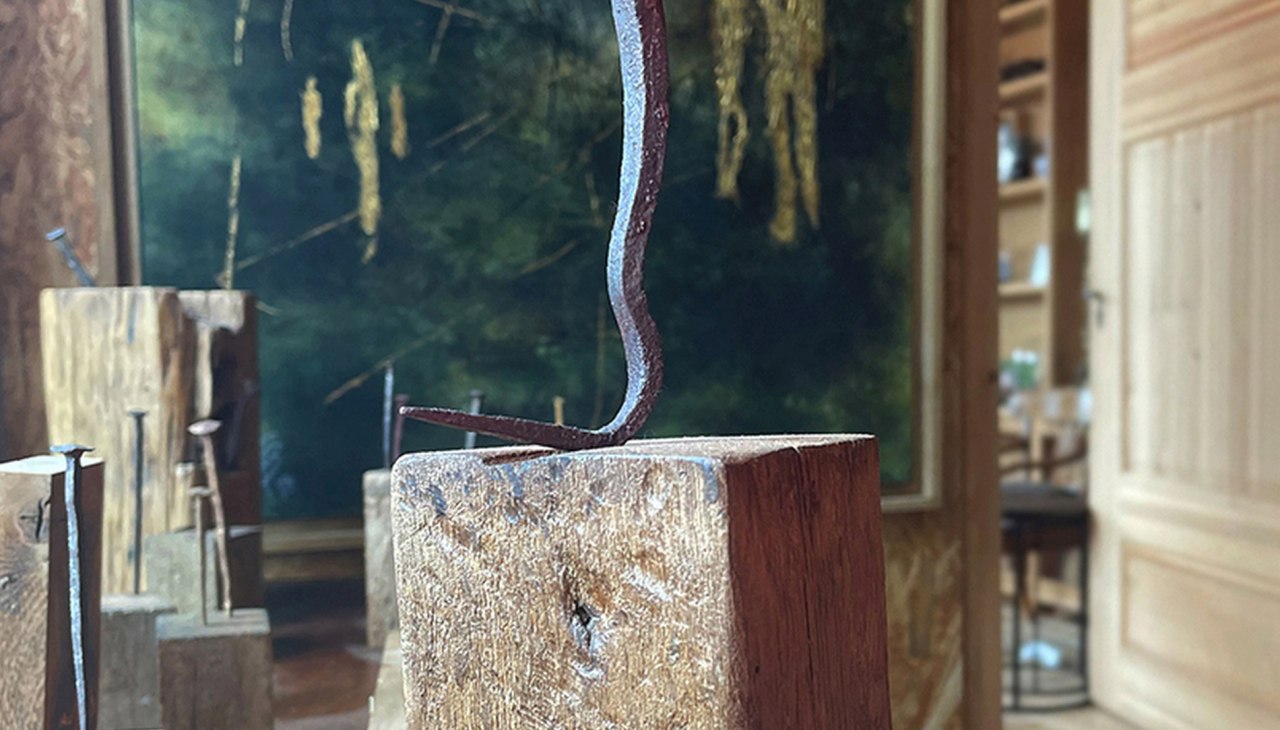 Art in Goldenbow Manor: Old building materials as art objects with history, &copy; Herrenhaus Goldenbow