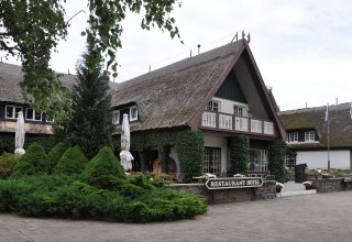 Quiet forest location and yet close to the water - the Forsthaus Damerow // © MV-T Quiet forest location and yet close to the water - the Forsthaus Damerow // © MV-T