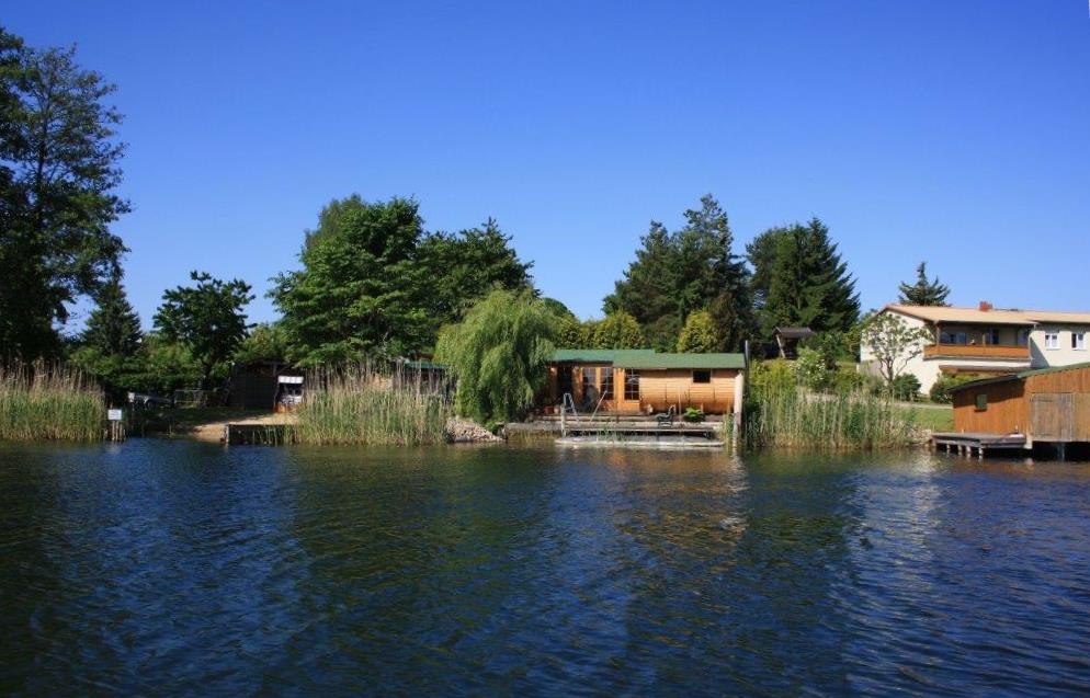 from the sauna directly into the lake, © Frank Krüger