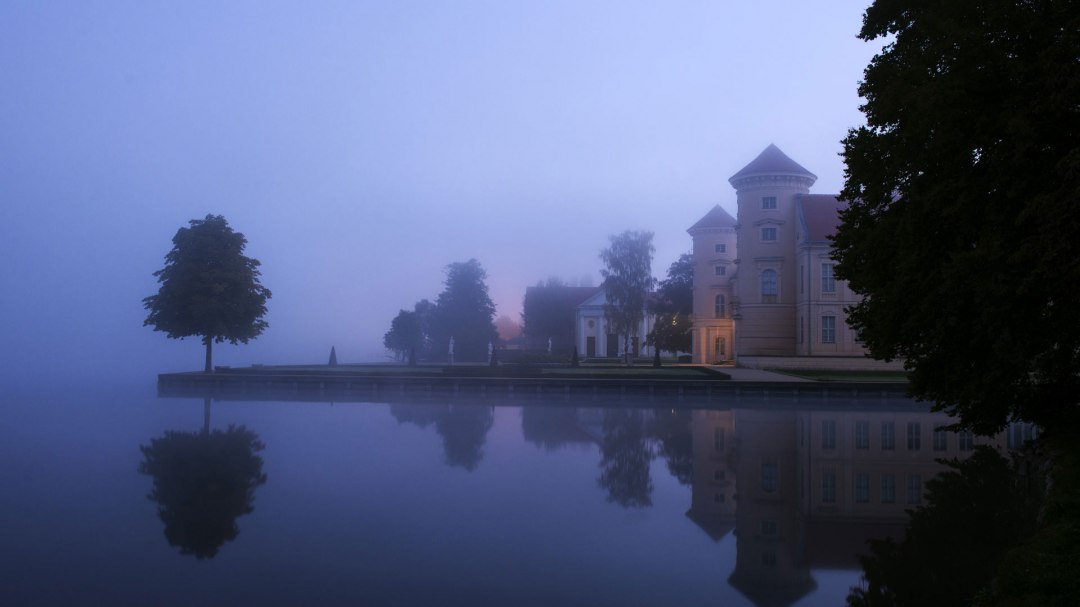 Zamek Rheinsberg, teatr w tle, © SPSG, Leo Seidel