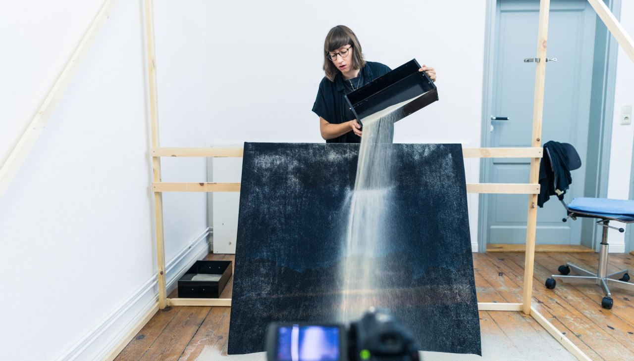 Installation and video artist Suse Itzel 2018 at Künstlerhaus Lukas, © TMV/Süß