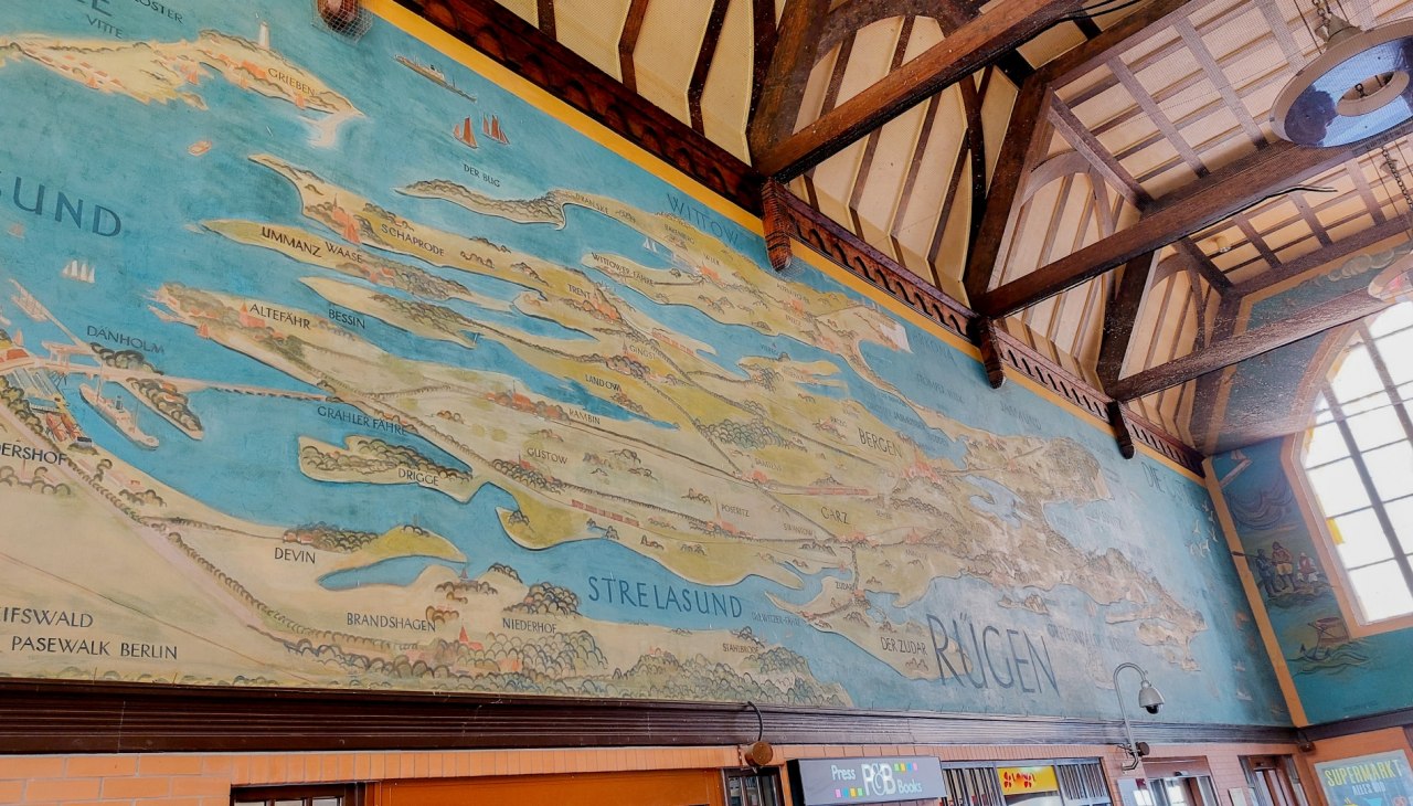 Bahnhof (8), &copy; TZ HST