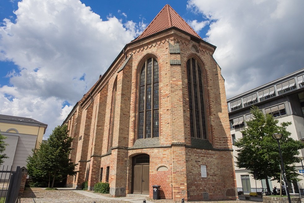 de Michaelisklosterkerk in het centrum van Rostock // &copy; Frank Burger