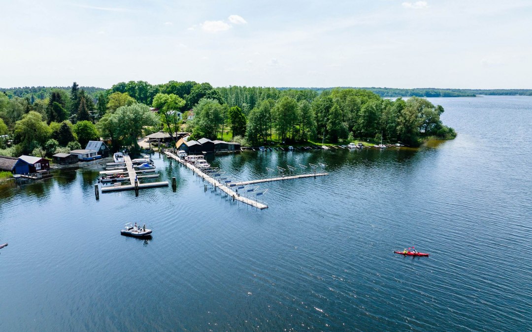 View over the lake // &copy; MV-T/G&auml;nsicke