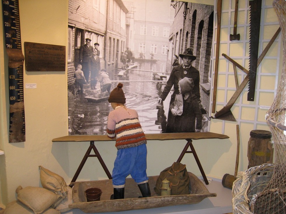 Not to be overlooked in the exhibition: An installation on the subject of floods. // © Heimatmuseum Not to be overlooked in the exhibition: An installation on the subject of floods. // © Heimatmuseum