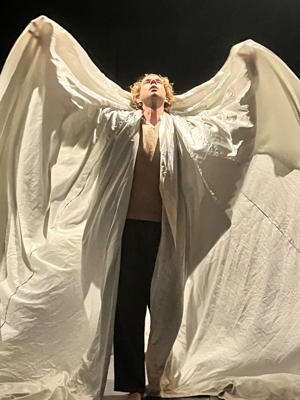 Tanz-Solo zum Leben und Schaffen von Ernst Barlach // &copy; Tanztheater Lysistrate