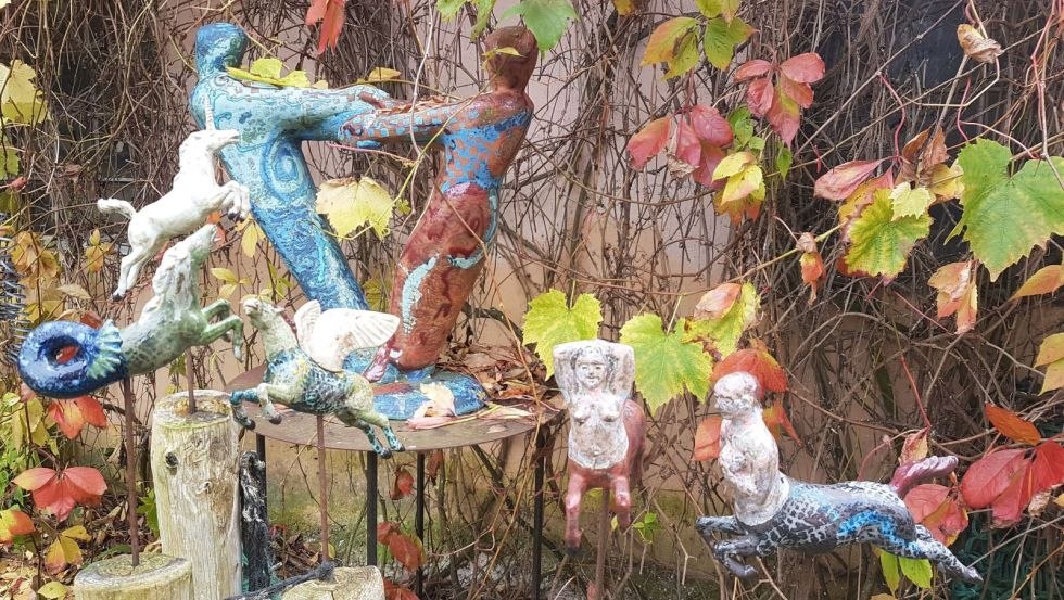 Ceramiczne figurki do wnętrz i na zewnątrz, © Dörte Michaelis Ceramiczne figurki do wnętrz i na zewnątrz, © Dörte Michaelis