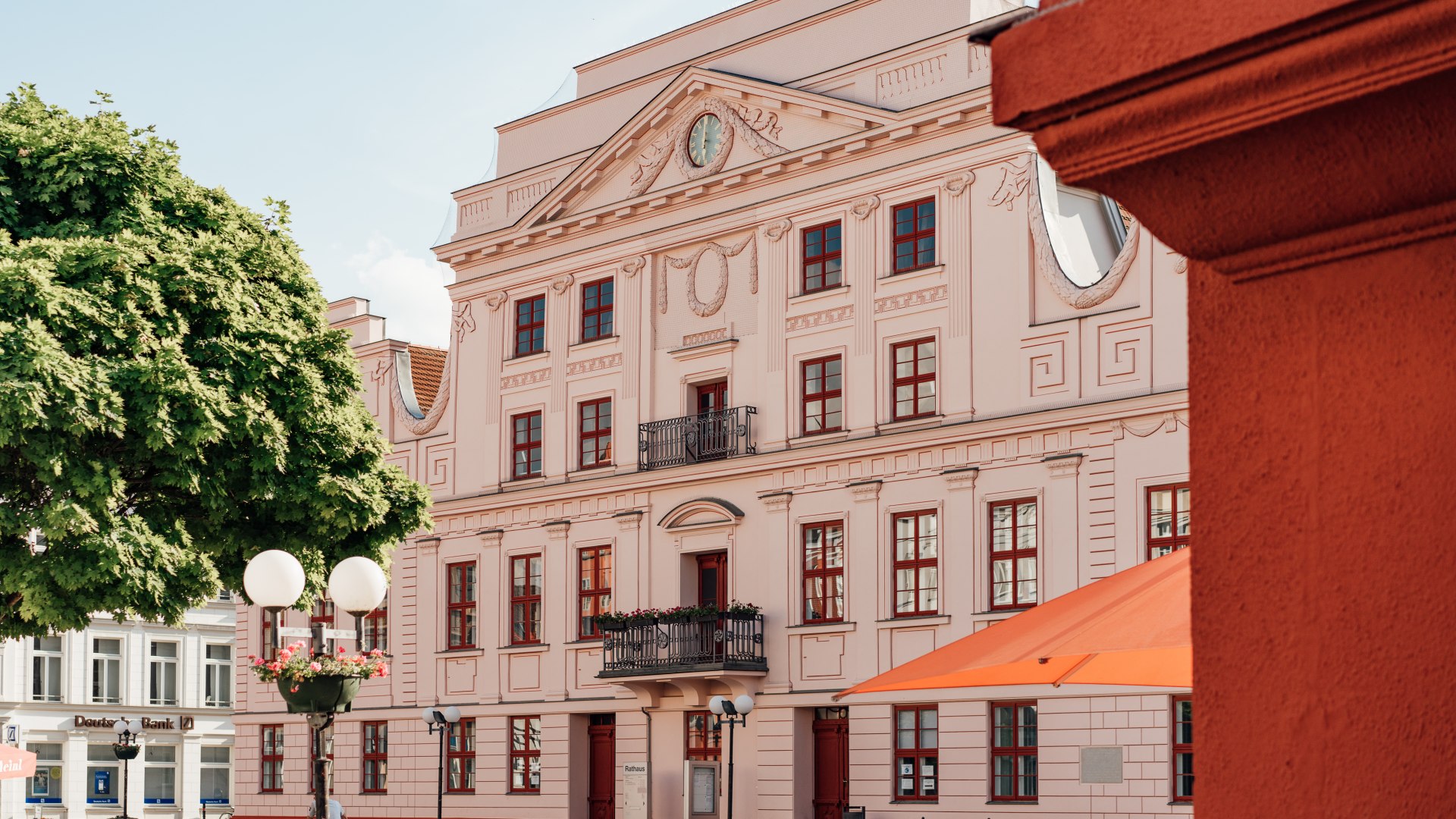 Ratusz w Güstrow w centrum miasta, © TMV/Petermann