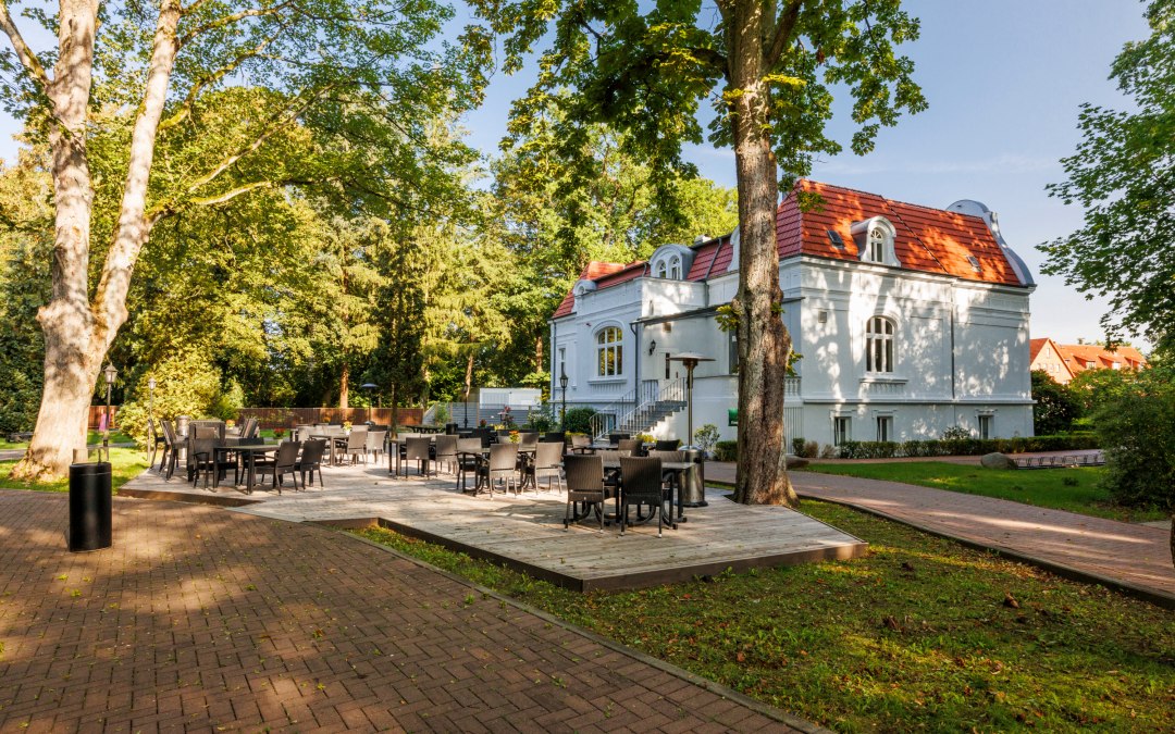 Restaurant-Terrace Jagdschlösschen Schwartow, © Jagdschlösschen Schwartow / Jan Haeselich