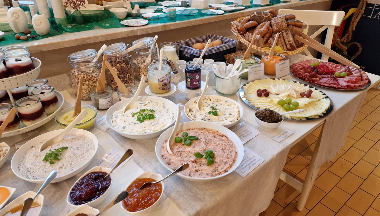 Ontbijtbuffet in de Ostseem&uuml;hle, &copy; Ostseem&uuml;hle GmbH