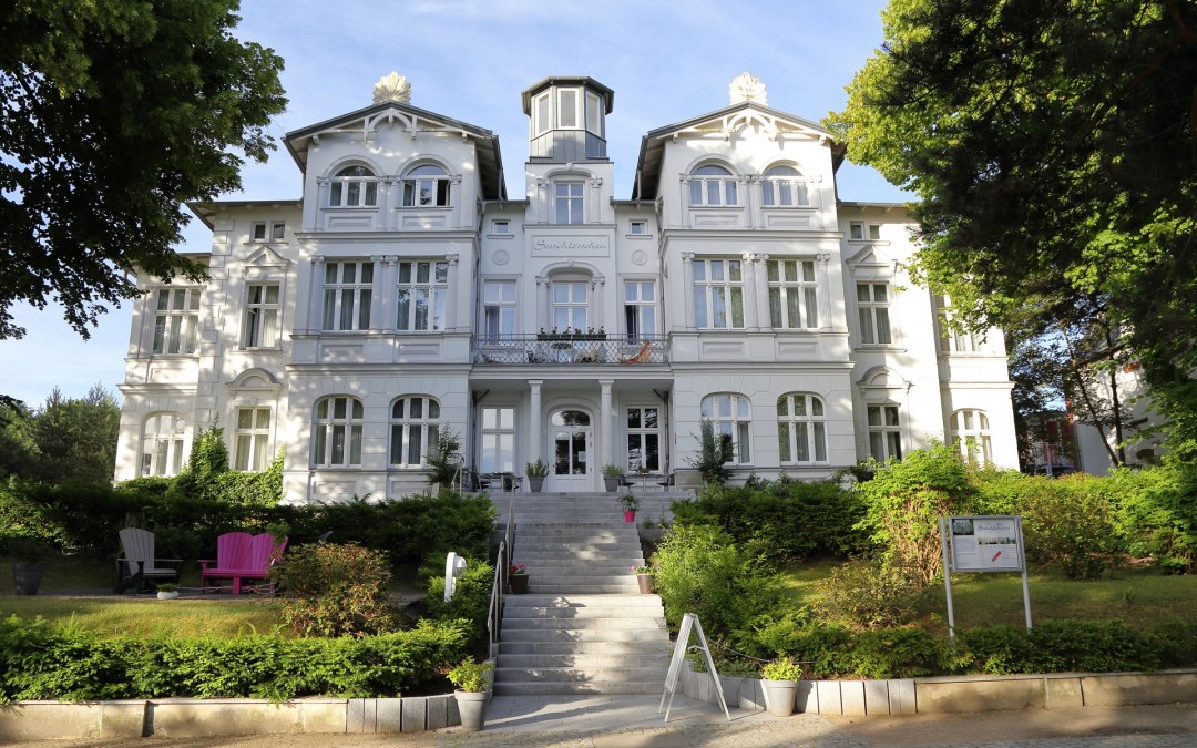 Hotel uitzicht promenade, © Asgard Hotels