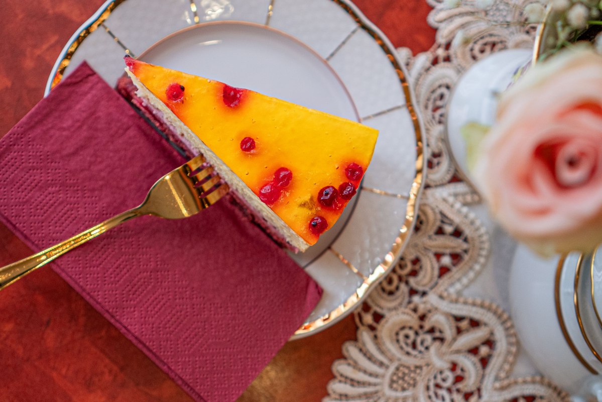 Kaffeehaus Stralsund - Living room cafe // &copy; Theresa Gessert