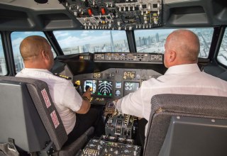 Approach to Dubai with Rostock flight simulator // © MV-IT-Systeme OHG Approach to Dubai with Rostock flight simulator // © MV-IT-Systeme OHG
