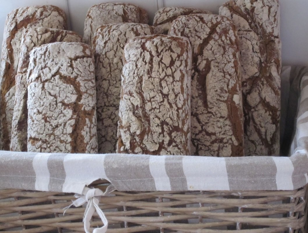 How that smells - our bread from the clay oven. // © E. v. Randow How that smells - our bread from the clay oven. // © E. v. Randow